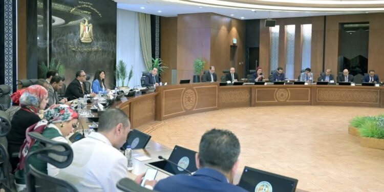 خلال المؤتمر الصحفي الأسبوعي .. رئيس الوزراء: مؤشر البطالة حقق نتائج جيدة للغاية.. وانخفض إلى 6.6%