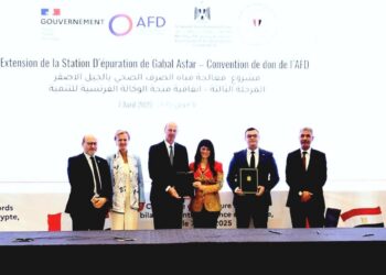بين وزارة الإسكان والحكومة الفرنسية .. وزيرا الإسكان والتخطيط يشهدان ويوقعان اتفاقيات تمويل ومنح بقيمة 131.5 مليون يورو لمشروعي محطتي صرف الجبل الأصفر وشرق الإسكندرية