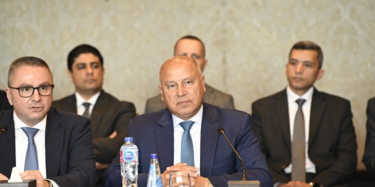 وزير الصناعة والنقل: اللجنة المشتركة المصرية المجرية للتعاون الاقتصادي تمثل محطة جديدة في مسار الشراكة المتنامية بين البلدين الصديقين