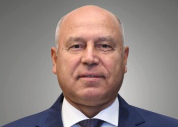 وزير الصناعة لقاء مع المستثمرين الصناعيين بمحافظتي الأقصر وأسوان بحضور المحافظين السبت المقبل