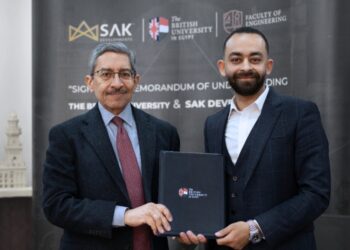 شركة SAK للتطوير توقع بروتوكول تعاون مع الجامعة البريطانية في مصر لتأهيل الطلبة لسوق العمل