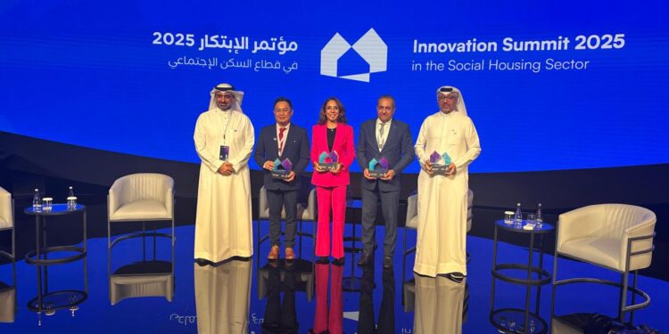 شركة العاصمة الإدارية للتنمية العمرانية تشارك في مؤتمر ومعرض “الابتكار في قطاع السكن الاجتماعي بمملكة البحرين”