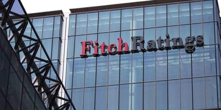 وكالة فيتش تظهر تحسنًا تدريجيًا في مؤشرات الاقتصاد المصري خلال الفترة من عام 2024/2025 حتى عام 2027/2028