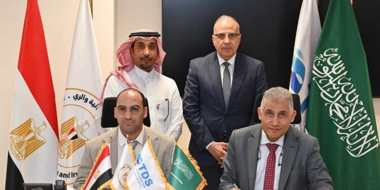 وزير الري يلتقي ممثلي «شركة حلول التقنية والتطوير السعودية» لبحث توفير تقنيات حديثة في مجال إدارة وتوزيع المياه في مصر