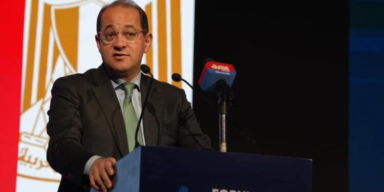 وزير المالية لممثلي كبرى الشركات الفرنسية الاقتصاد المصرى يتحرك بخطى جيدة.. ويوفر فرصًا استثمارية كبيرة