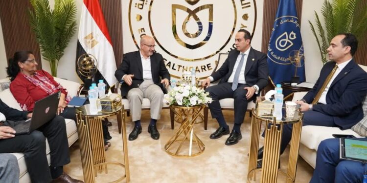رئيس الهيئة العامة للرعاية الصحية يلتقي ممثل منظمة الصحة العالمية في مصر ويبحثا سبل تعزيز التعاون لتطوير المنظومة
