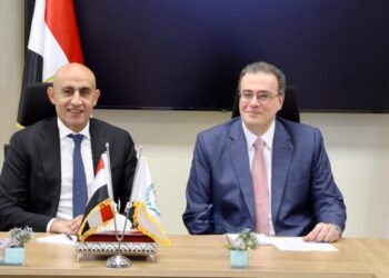 وزير التربية والتعليم ورئيس التنظيم والإدارة يتفقان على رفع الحد الأقصى لسن المتقدم في مسابقة شغل وظائف «معلم مساعد» من معلمي الحصة حتى 45 عامًا