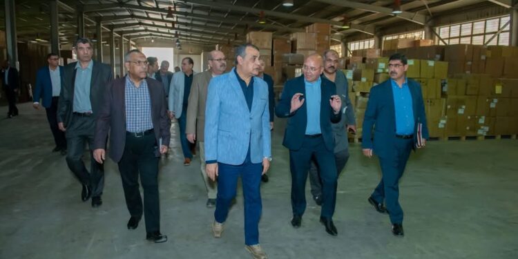 خلال زيارة مخططة للشركة .. وزير الدولة للإنتاج الحربي يتابع سير العملية الإنتاجية بشركة حلوان للأجهزة المعدنية «مصنع 360 الحربي»