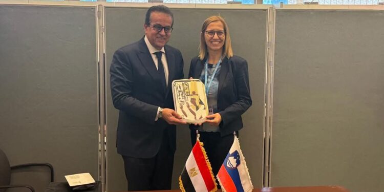 وزير الصحة والسكان يلتقى وزيرة صحة سلوفينيا لبحث التعاون في العديد من المجالات الطبية