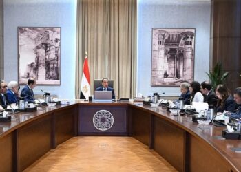 رئيس الوزراء يستعرض مجموعة من المقترحات التي تسهم فى خفض معدلات الدَين كنسبة من الناتج المحلي الإجمالي