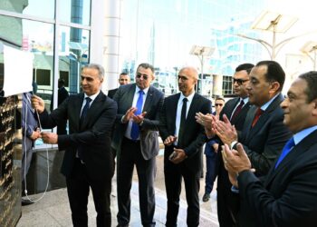 رئيس الوزراء يفتتح المقر الجديد رئيس جهاز حماية المستهلك