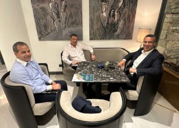 وزير الزراعة يبحث مع نظيره اللبناني تعزيز التعاون المشترك وتسهيل انسياب الحاصلات الزراعية بين البلدين