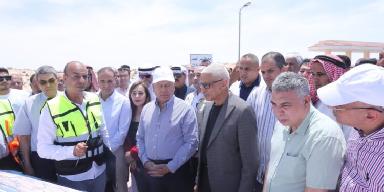 لاستكمال قطار التنمية في سيناء بطول 500 كم .. وزير الصناعة يتابع مشروع إنشاء خط سكة حديد بئر العبد – العريش جنوبا رأس النقب «مطار طابا»