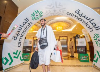 وسط استقبال حار من الماسية: وصول طلائع حجاج السياحة المصريين القادمين برًا إلى الأراضي المقدسة