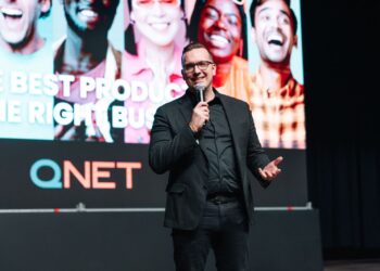 كيونت تشعل روح المبادرة والتحول الشخصي في أكبر مؤتمراتها العالمية V- Convention