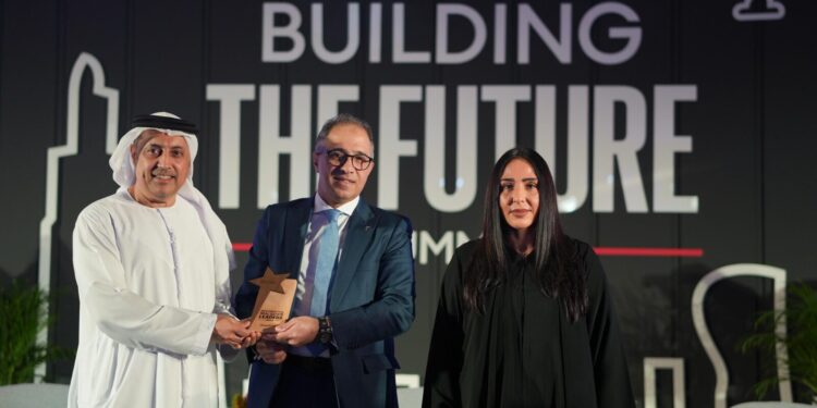 أحمد شلبي يُكرَّم في قمة «بناء المستقبل» لمجلة فوربس تقديرًا لاسهاماته في التنمية المستدامة بالقطاع العقاري