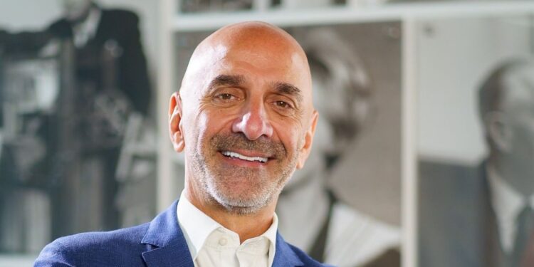 تتراباك تقود التحول في الاقتصاد الدائري بإعادة تدوير عبوات الكرتون المستخدمة UBC في مصر