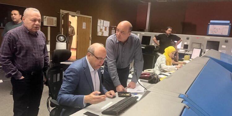 في ضوء التطورات الإقليمية المتسارعة.. وزير الطيران المدني يتفقد عددًا من المرافق التشغيلية الحيوية لمتابعة تطورات الموقف