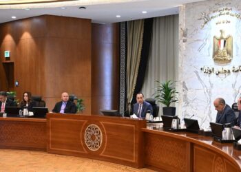 رئيس الوزراء يترأس اجتماع «لجنة الأزمات» لمتابعة تداعيات العمليات العسكرية الإيرانية ـ الإسرائيلية