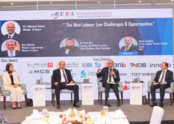 وزير العمل: القانون الجديد يشجع على الاستثمار ويحقق التوازن والعدالة بين طرفي الإنتاج 