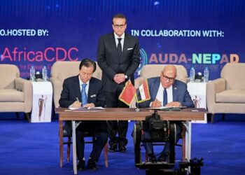 نائب رئيس الوزراء للصحة يشهد توقيع عقد الشراكة بين الهيئة العربية للتصنيع وشركة XGY للأجهزة الطبية لتأسيس الشركة العربية – الصينية للصناعات الطبية