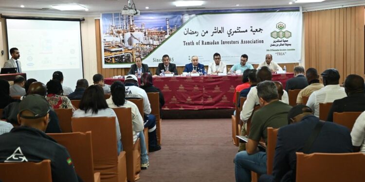 مدينة العاشر من رمضان تستقبل وفدًا من دول غرب أفريقيا للاطلاع على تجربة المناطق الصناعية