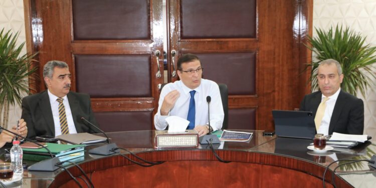 اقبال كبير من المواطنين على منافذ وزارة الزراعة لشراء لحوم عيد الأضحى