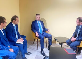 على هامش اجتماعات «نيس» .. وزير الزراعة يبحث مع «هيئة مصايد الأسماك» لتعزيز التعاون الإقليمي 