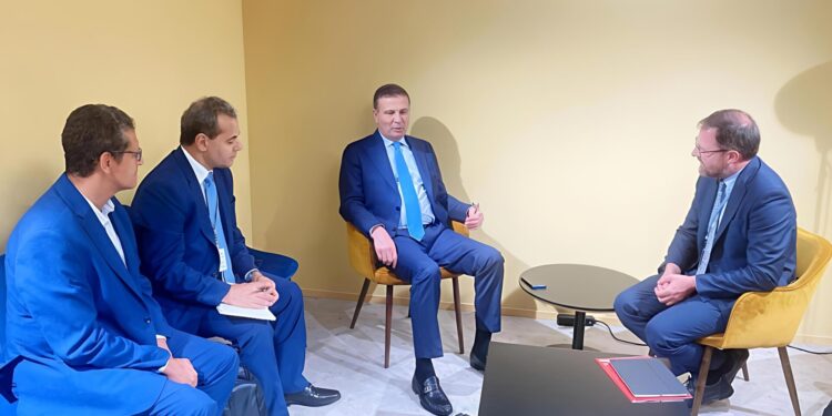 على هامش اجتماعات «نيس» .. وزير الزراعة يبحث مع «هيئة مصايد الأسماك» لتعزيز التعاون الإقليمي 