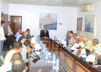 وزير الكهرباء يتفقد محطة توليد كهرباء السد العالي بمحافظة أسوان 