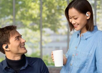 هواوي تدفع حدود الصوتيات إلى آفاق جديدة من خلال تقنية السماعات المفتوحة في HUAWEI FreeArc