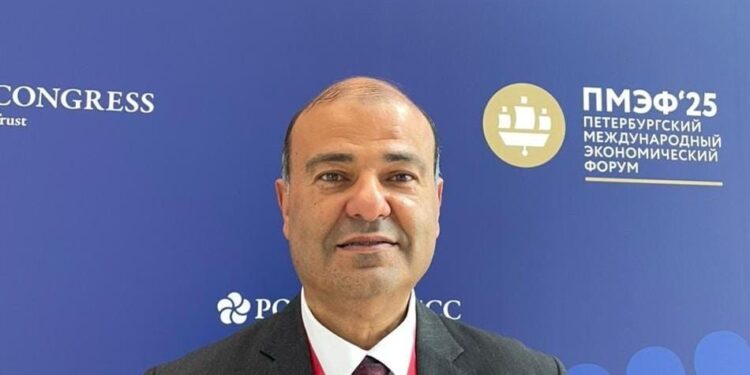 خلال المشاركة في «منتدى سانت بطرسبرغ الاقتصادي» بحضور الرئيس بوتين: «خالد حنفي» روسيا ترسّخ مكانتها كشريك استراتيجي ورئيسي للدول العربية