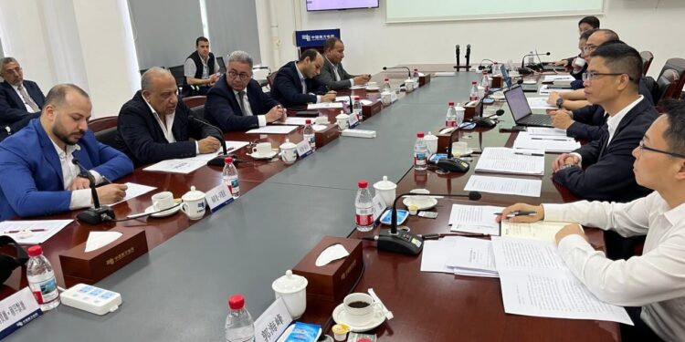 وزير الكهرباء يزور شركة «شبكة كهرباء جنوب الصين» الدولية لبحث التعاون فى بناء محطة لتوليد الكهرباء