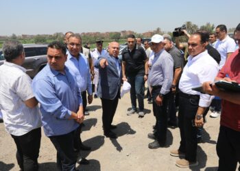  وزير النقل في جولة تفقدية موسعة لمتابعة أعمال صيانة المرحلة الاولى من مشروع تطوير الطريق الدائري الإقليمي بطول 152 كم