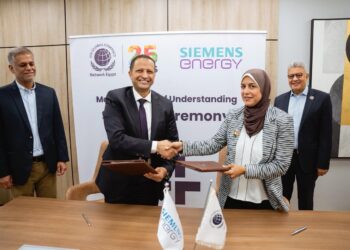 الشبكة المصرية للميثاق العالمي للأمم المتحدة وسيمنس للطاقة توقعان مذكرة تفاهم لتعزيز معايير النزاهة والإمتثال داخل مجتمع الأعمال المصري