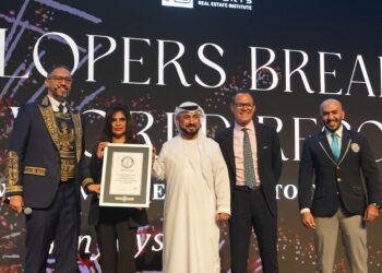 للمرة الثانية .. المصري دكتور نور السروجي يدخل موسوعة غينيس العالمية لأكبر تدريب عقاري .