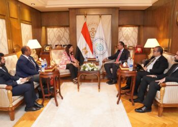 رئيس هيئة الرعاية الصحية يبحث مع مؤسسة فولبرايت مصر آفاق التعاون في تبادل الخبرات التعليمية وتعزيز البحث العلمي 