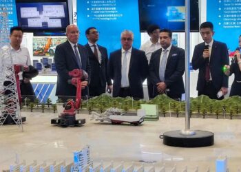 في ختام جولته الترويجية بالصين.. رئيس «اقتصادية قناة السويس» يزور منطقة «تيانجين» الاقتصادية لبحث فرص التعاون