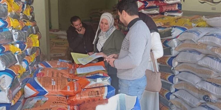 «الزراعة» تضرب بيد من حديد: حملات تفتيش مكثفة على مخازن الأعلاف وخاماتها على مستوى الجمهورية