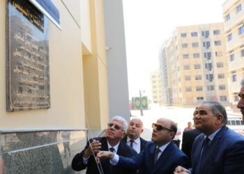 بتكلفة 4.3 مليار جنيه .. وزير التعليم العالي ومحافظ كفر الشيخ ورئيس الجامعة يفتتحون ويتفقدون عددًا من المشروعات التعليمية والصحية 