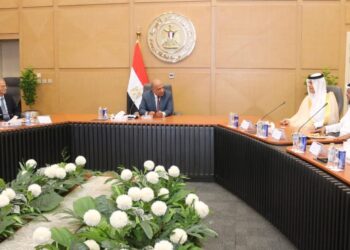  وزير الكهرباء يشهد توقيع مذكرة تفاهم لتطوير وتحديث مركز أبحاث الجهد الفائق (EHVRC)