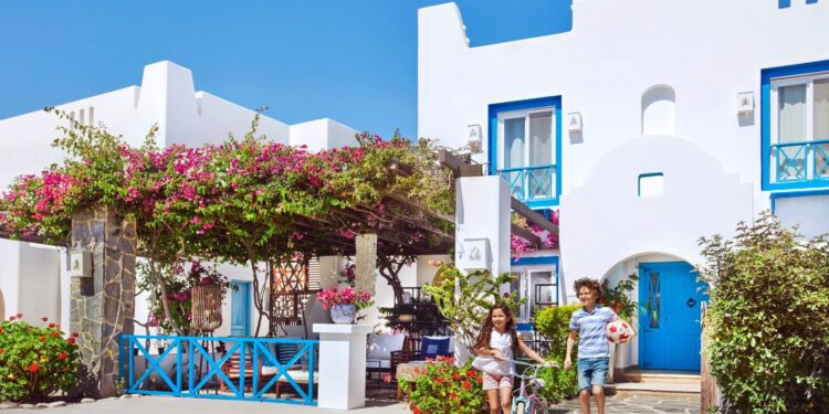 ماونتن ڤيو توقع شراكة استراتيجية مع شركة Core Livings لتقديم خدمات الإيجار وإعادة البيع في جميع مشروعاتها