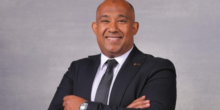 محمد عبد المعز: يتحدث عن كيفية إيجاد مزايا تنافسية فريدة للمباني الإدارية بالعاصمة الإدارية