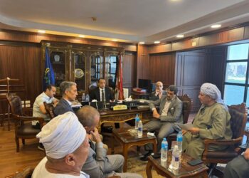 الغرفة التجارية بسوهاج تبحث مشكلات أصحاب المخابز بحضور قيادات التموين