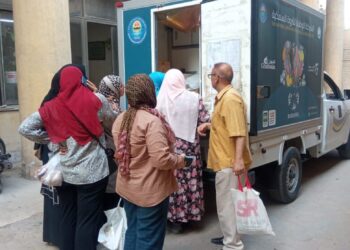 الزراعة: تطلق منافذ متنقلة لبيع منتجاتها الغذائية للمواطنين بأسعار مخفضة في محافظة الجيزة