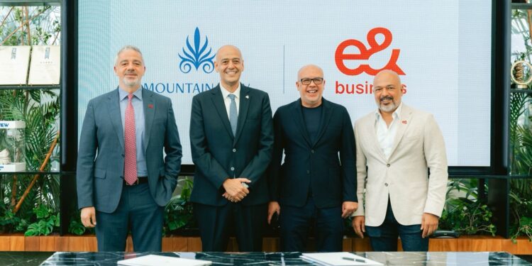 إي آند بيزنس وماونتن ڤيو يوقعان شراكة استراتيجية لتقديم حلول المدن الذكية في مشروعاتها المستقبلية