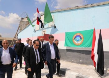 وزير الزراعة ومحافظ الشرقية يتفقدان مشروع الصالحية الزراعي المتكامل