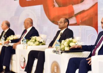 رئيس البورصة المصرية يستعرض الدور المحوري الذي تلعبه سوق الأوراق المالية المصرية في دعم الاقتصاد الوطني