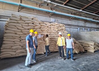 وزير الزراعة: 35 لجنة على مستوى الجمهورية للتفتيش على مخازن الأعلاف وخاماتها.. وإجراءات صارمة ضد المخالفين