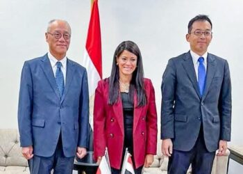 وزيرة التخطيط تلتقي السفير الياباني والممثل الرئيسي ل «جايكا» لمناقشة تعزيز العلاقات الاقتصادية المشتركة 